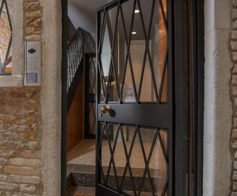 Casa Del Carro 1 Grand Master Apartment Венеция Экстерьер фото